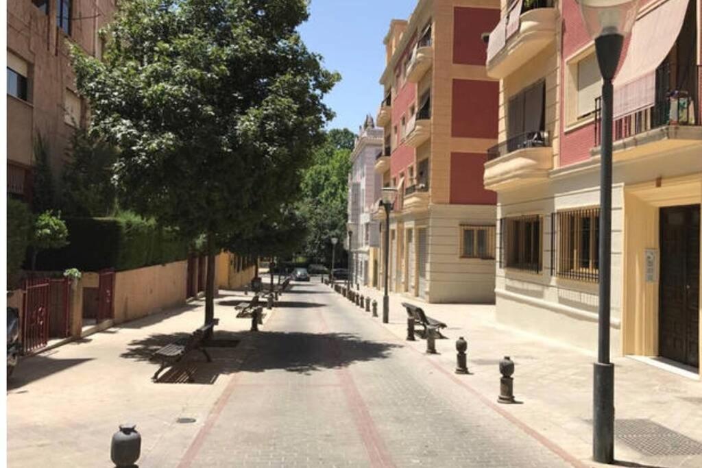 Fabuloso Piso Junto A Paseo De La Bomba Appartamento